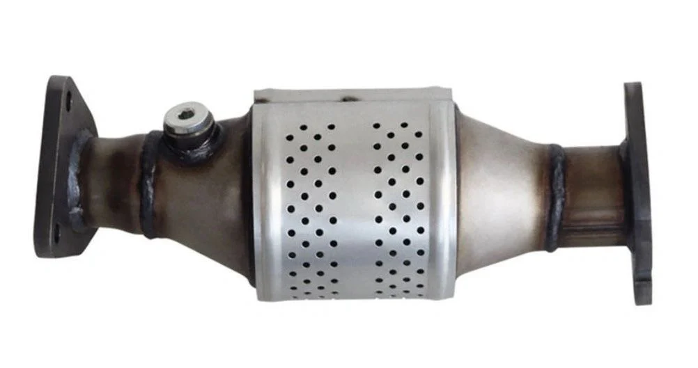 CleanCore | RHS Manifold Catalytic Converter Close Coupled | Nissan Navara D40 VQ40 Pathfinder R51 VQ40E (2005–2013) | MCV064-CC