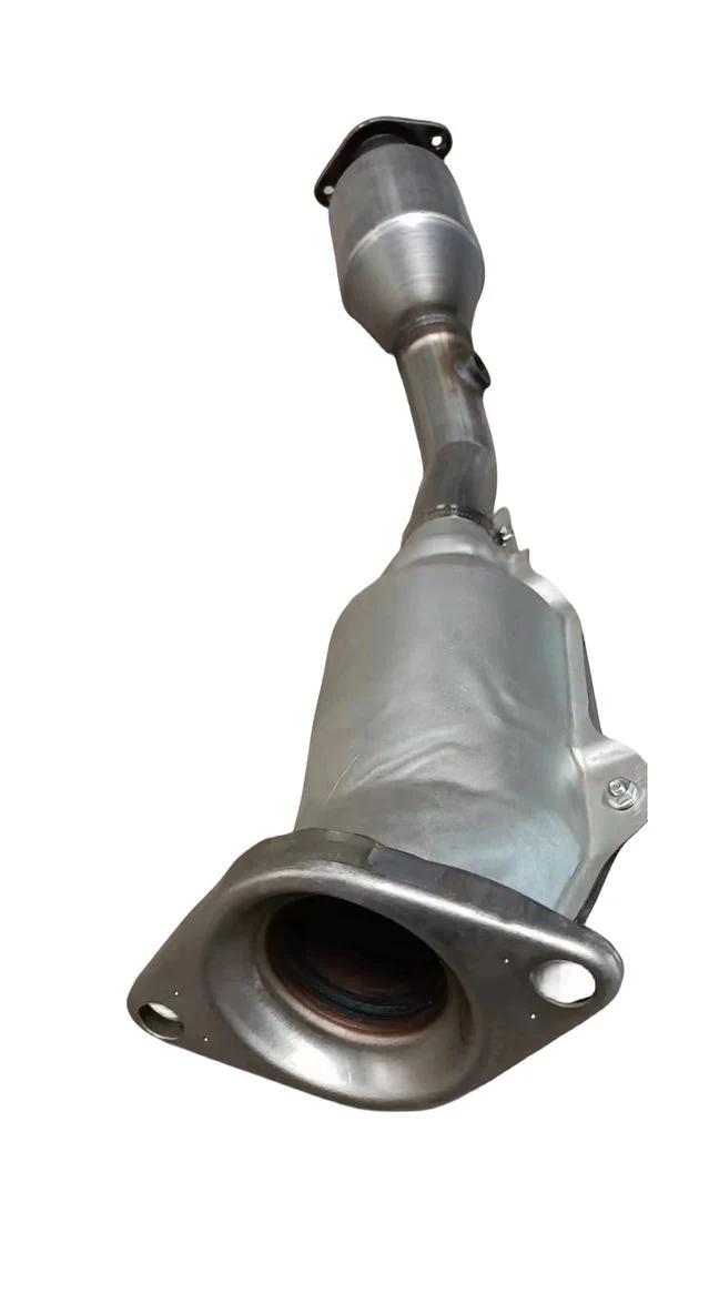 CleanCore | Underbody Catalytic Converter Assembly Direct Fit | Nissan Pulsar B17 & C12 (2012–2017) | MCV718-CC - Image 2