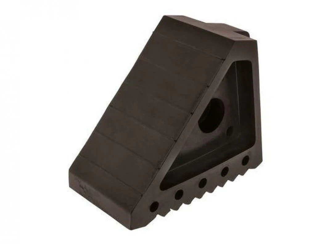 Hulk 4X4 - SOLID RUBBER WHEEL CHOCK 200 x 100 x150mm 1.82kg